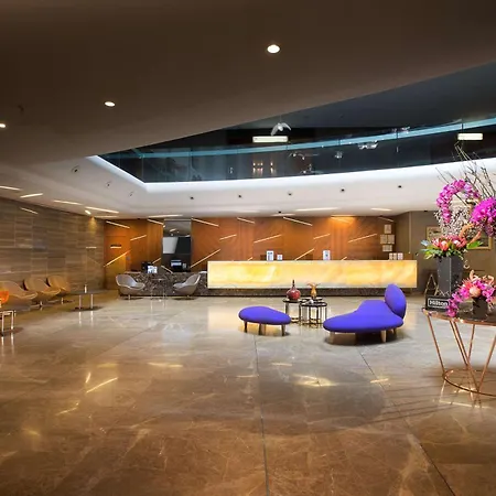 מלון Doubletree By Hilton - Old Town