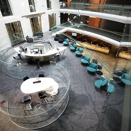 Отель Doubletree By Hilton - Old Town