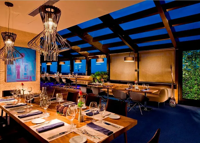 Doubletree By Hilton - Old Town Отель 5*