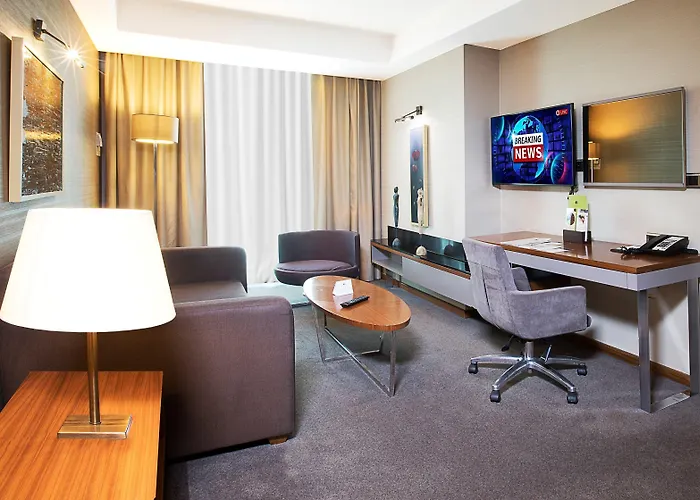 Отель Doubletree By Hilton - Old Town