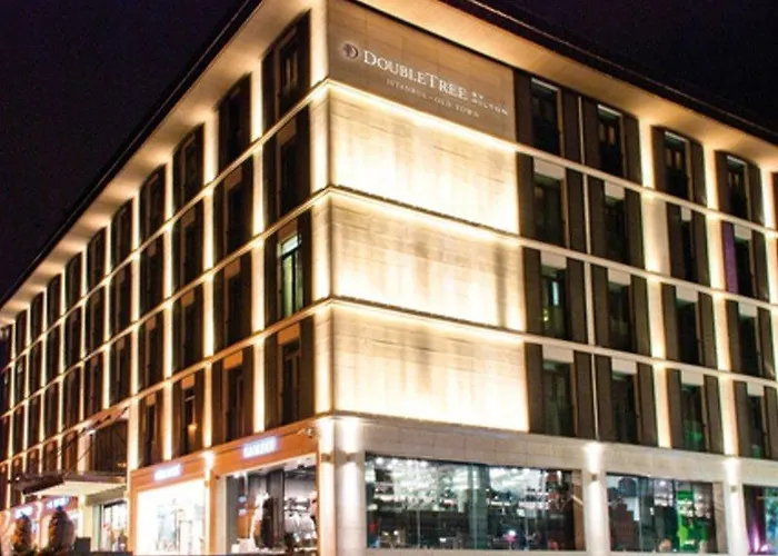 Отель Doubletree By Hilton - Old Town 5*