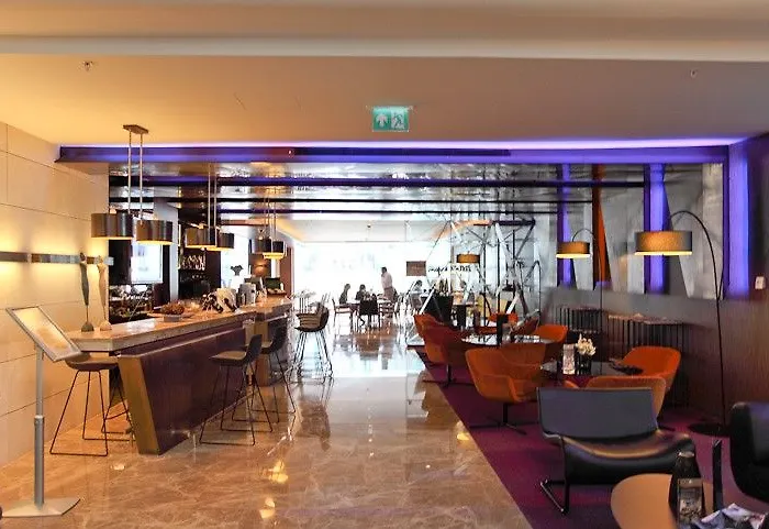 Doubletree By Hilton - Old Town Отель