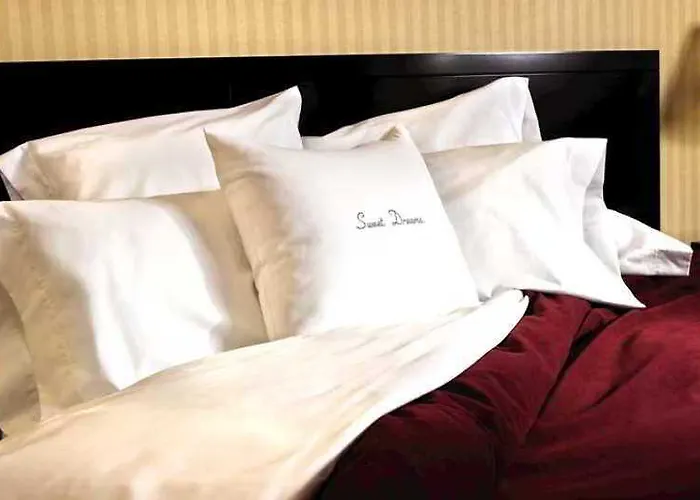 Отель Doubletree By Hilton - Old Town