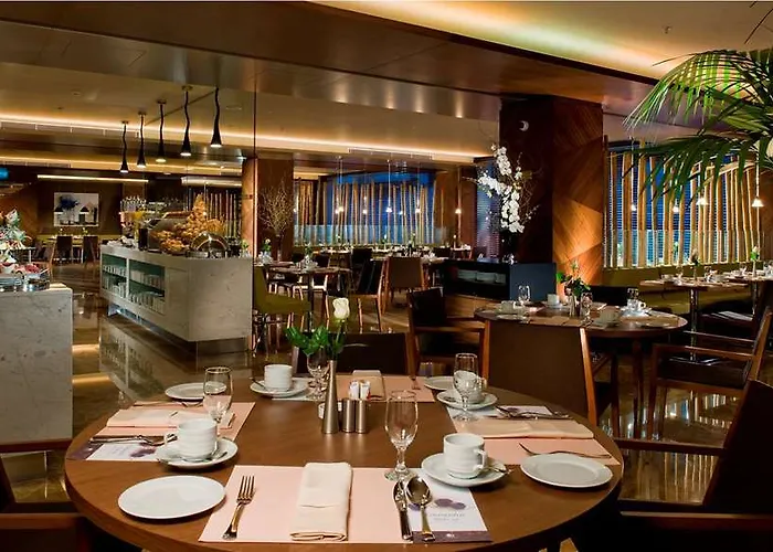 Doubletree By Hilton - Old Town Отель 5*