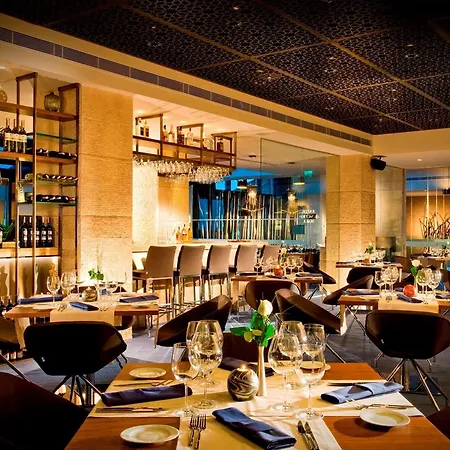 Doubletree By Hilton - Old Town